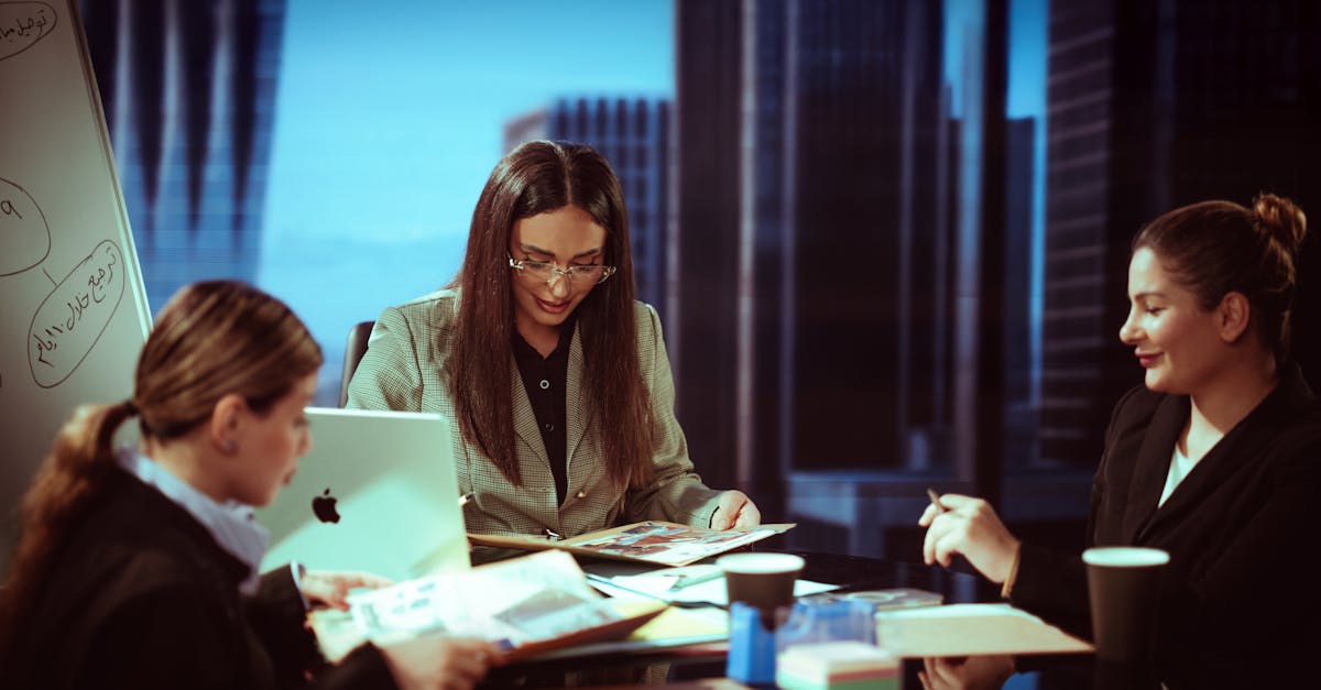 DDOS压力测试网页端|企业如何保护自己的数据库免受黑客攻击